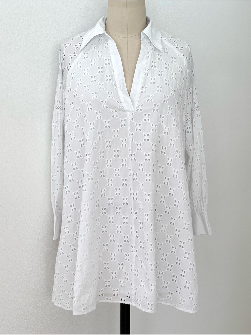Zara White Eyelet Cotton Mini Dress Tunic NWT 3/4 Sleeves Swing Silhouette M